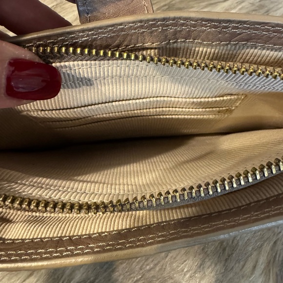 PRICE FIRM Margot Embossed Brown Leather Crossbody Bag - Picture 5 of 12